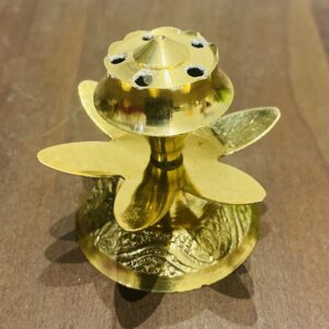 🪔 Brass Incense Burner Chariot "පිත්තල හදුන්කුරු රදවනය"