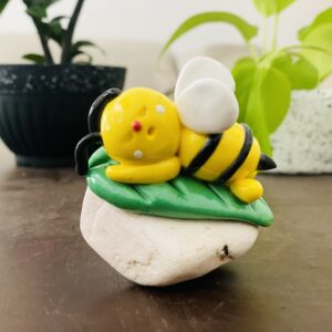 Bee - B0116