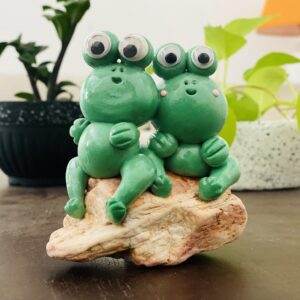 Frogs - F034